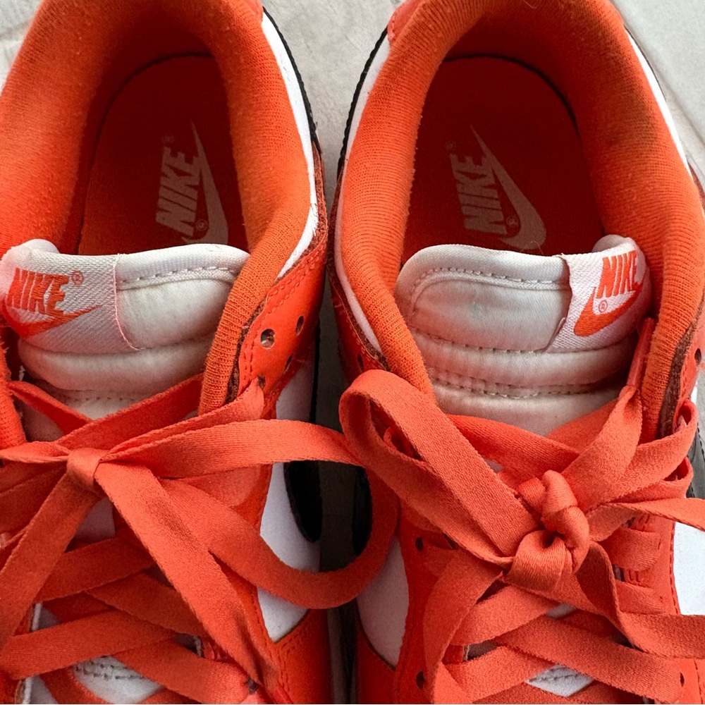 Nike Dunks - Picture 7 of 7
